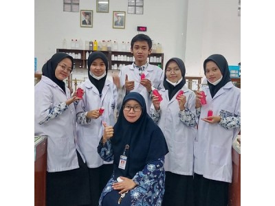 Praktikum membuat hand Shop 